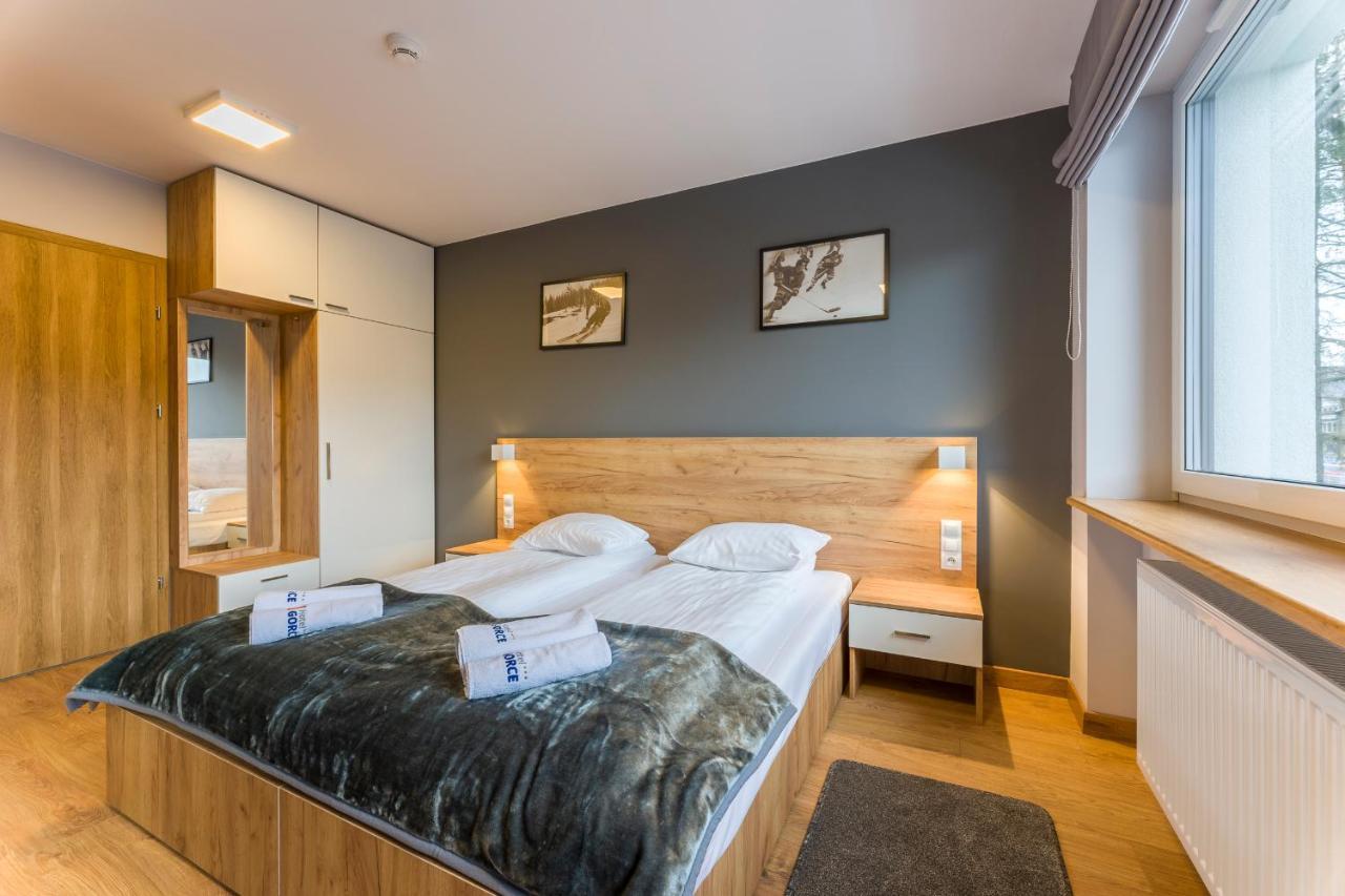 Hotel***Gorce โนวือตาร์ก ภายนอก รูปภาพ