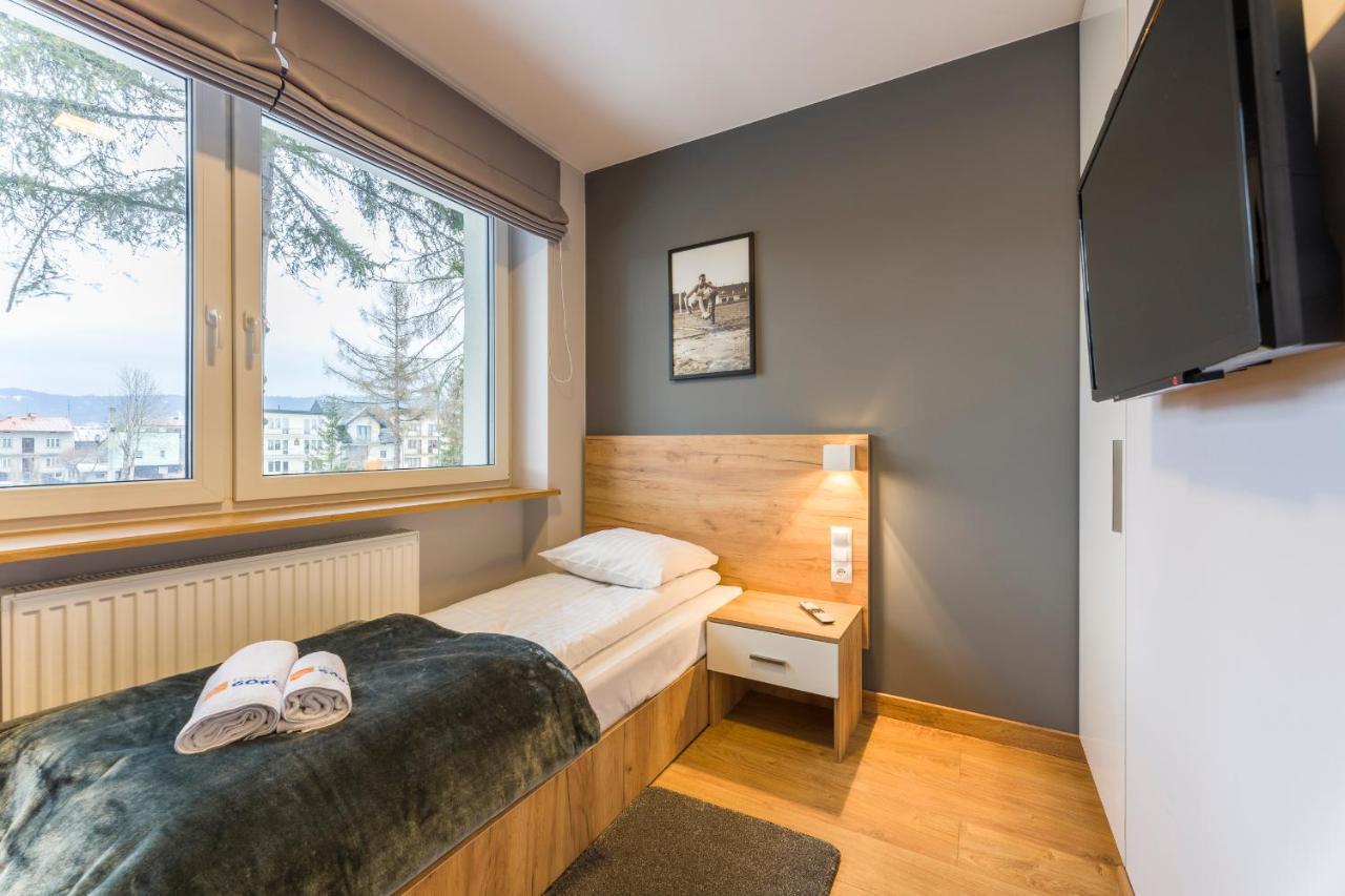 Hotel***Gorce โนวือตาร์ก ภายนอก รูปภาพ